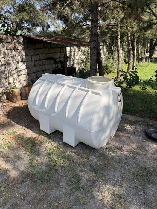 Пищевая пластиковая емкость Marplast 1100 литров из первичного сырья
