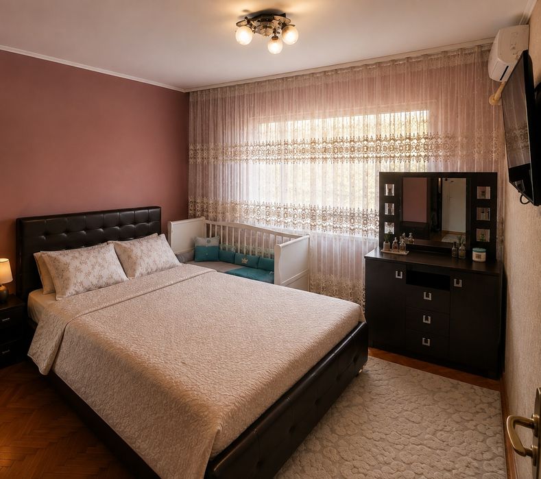 Apartament de vanzare 3 camere, semicentral