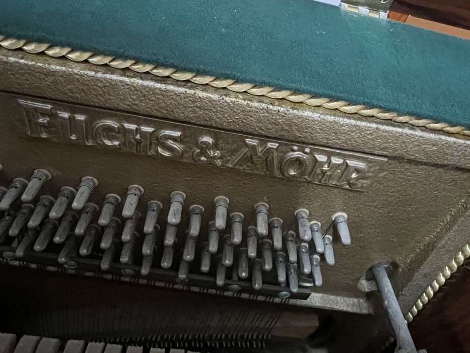 Fuchs - Mohr пианино Немецкй