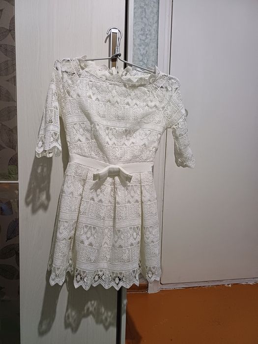 Продам белоснежный кружева
