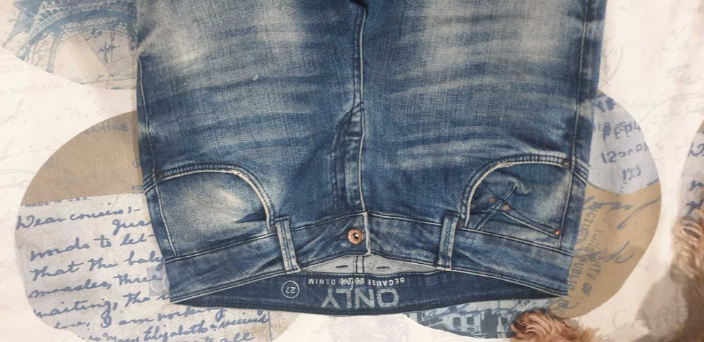 Модерни дамски дънки с накъсани елементи S, Slim fit