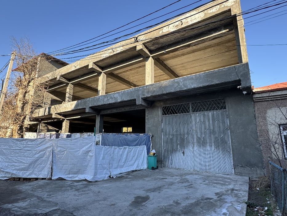 Сдам в долгосрочную аренду коммерческое здание , г. Чирчик, Троицк