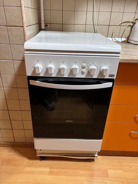 Vand cuptor Zanussi