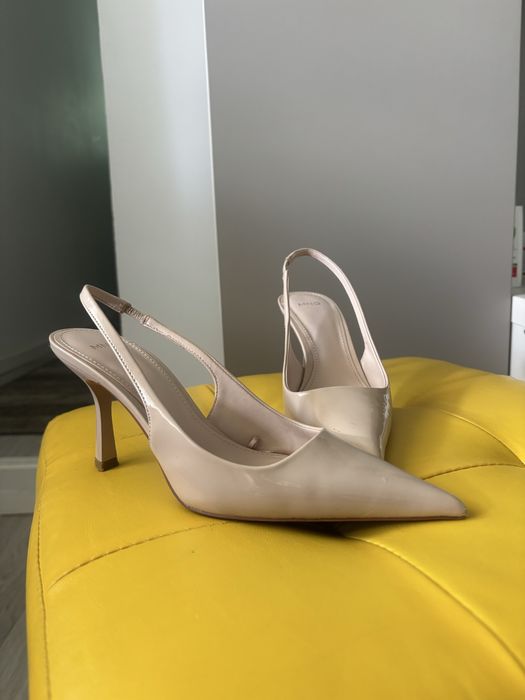 Tocuri kitten heels MANGO