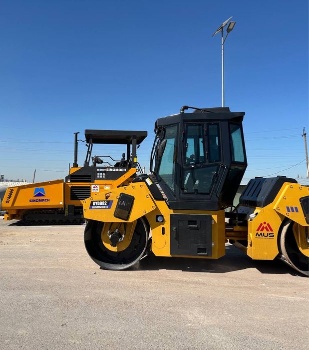 Асфальтоукладчик   ётқизиш кенглиги: 4.5 - 6 м