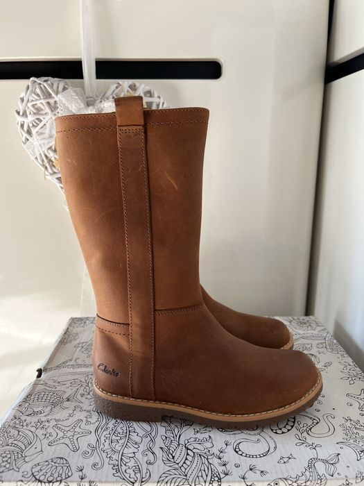 Детски ботушки Clarks номер 29.6
