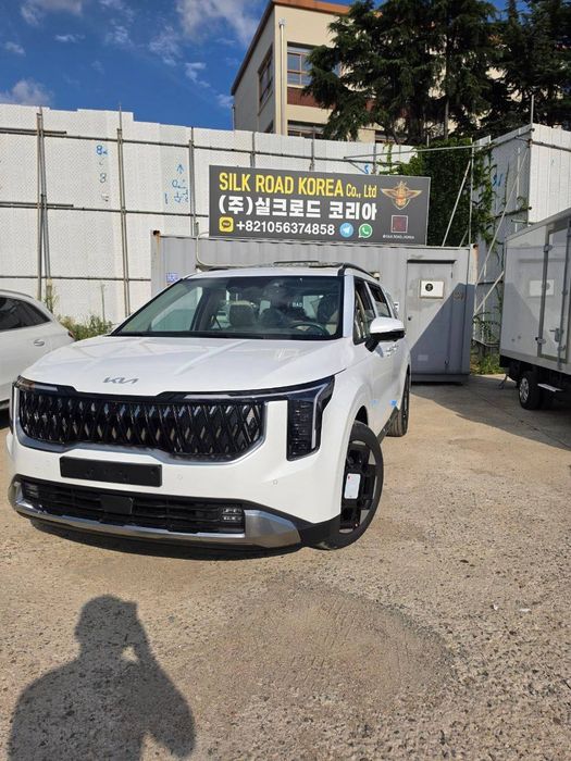 KIA Karnival 1.6T Hybrid full option