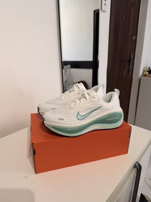 Nike Vomero Plus White Bleached Turquoise