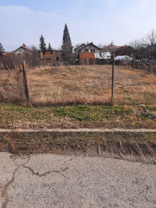 Продава се Парцел в Радомир - 700 кв.м за 23 €/кв.м - Снимка #2