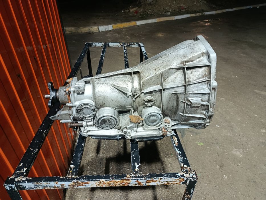 Коробка Мерс 210,140