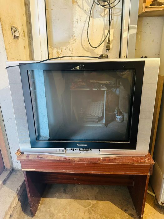 Телевизор panasonic