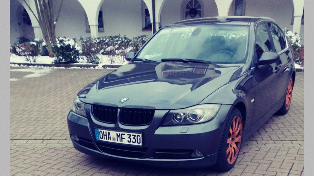 BMW 330d e90 *Navi* *Xenon* на части!!