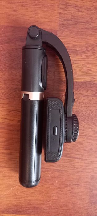 Стабилизатор для смартфона. Новый. Недорого!