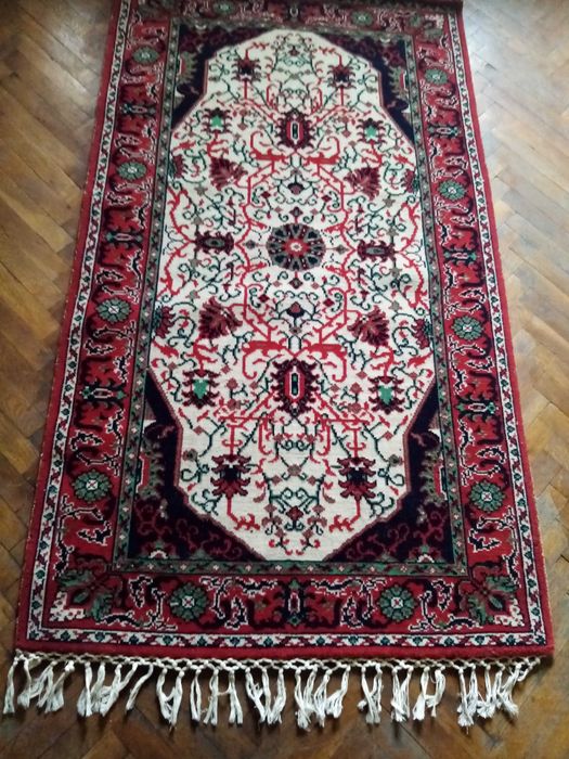 Персийски килим 3м х2м, 100%вълна., килим тип персийски 1х1,75м.