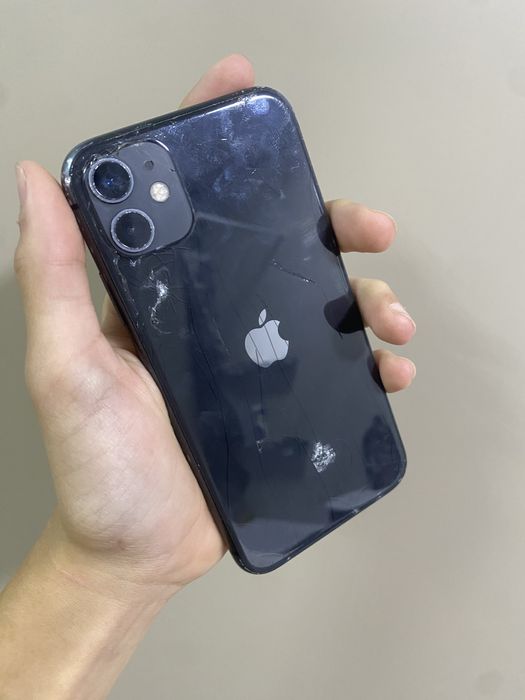 Продам Iphone 11 в хорошем состаяний
