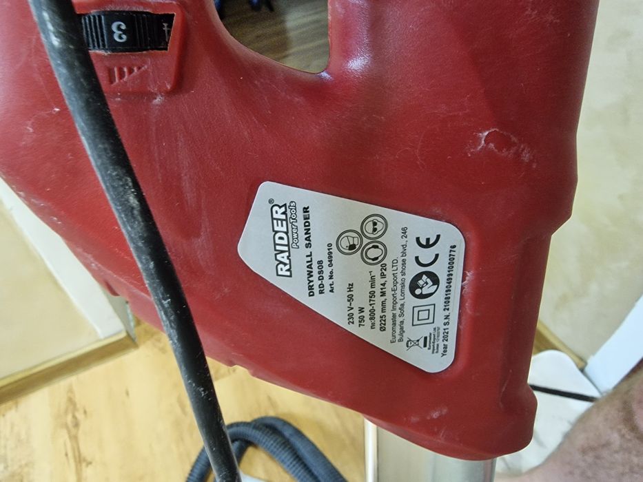 Шлайф машина за шкурене (Жираф) Raider