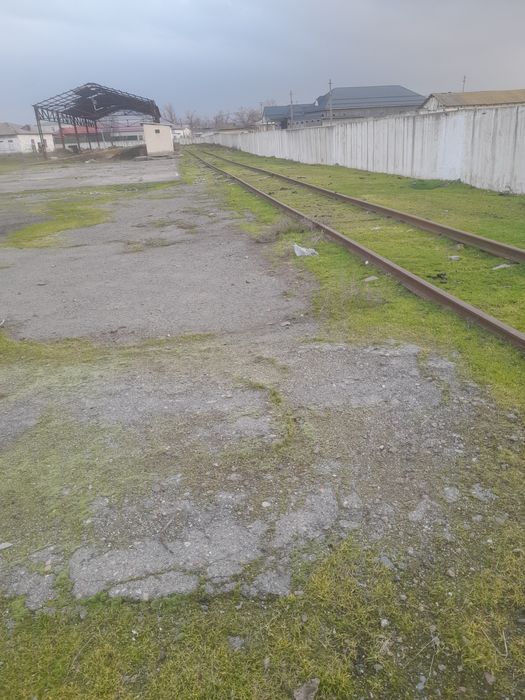 Ko'chmas mulk Sirdaryo v, boyovut tuman, boyovut razez