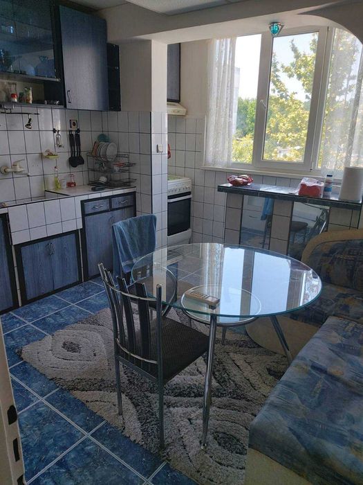 Дава се под наем Двустаен апартамент в Разград, Абритус - 65 кв.м за 300 € - Снимка #1
