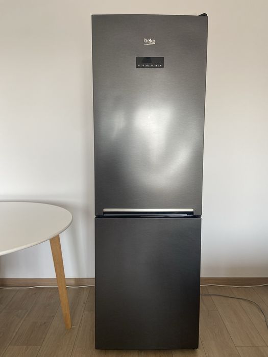 Combină frigorifică Beko RCNA366E40ZXBRN – Stare impecabilă