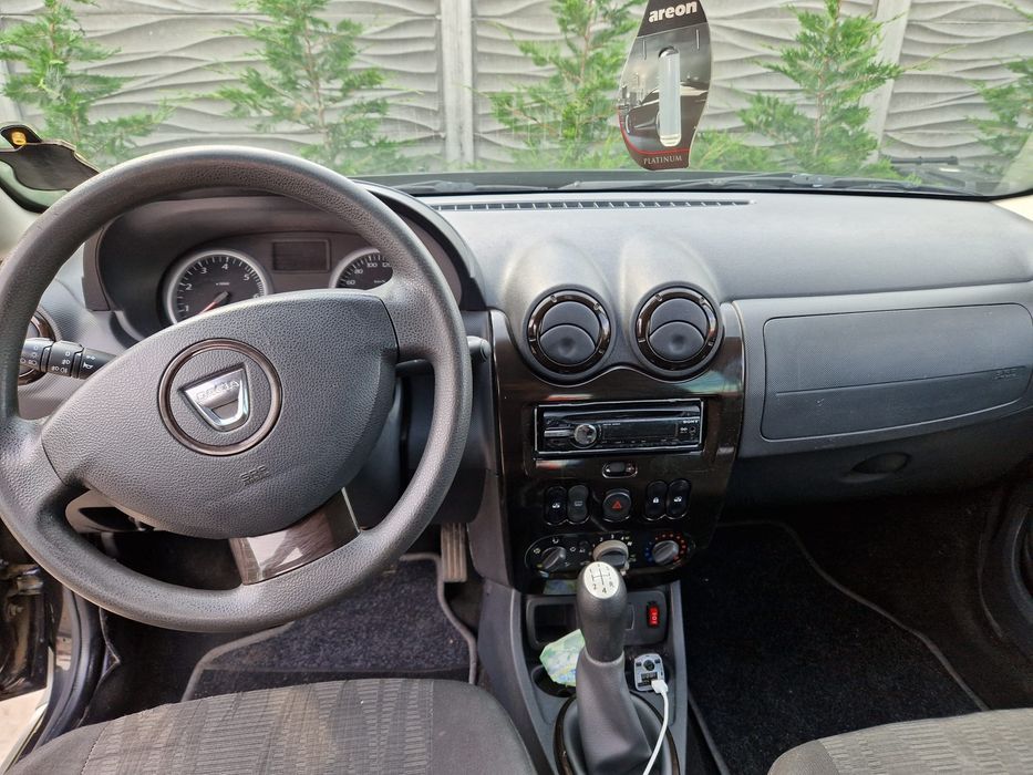 Vând sau schimb Dacia Duster, an fabricație 2010