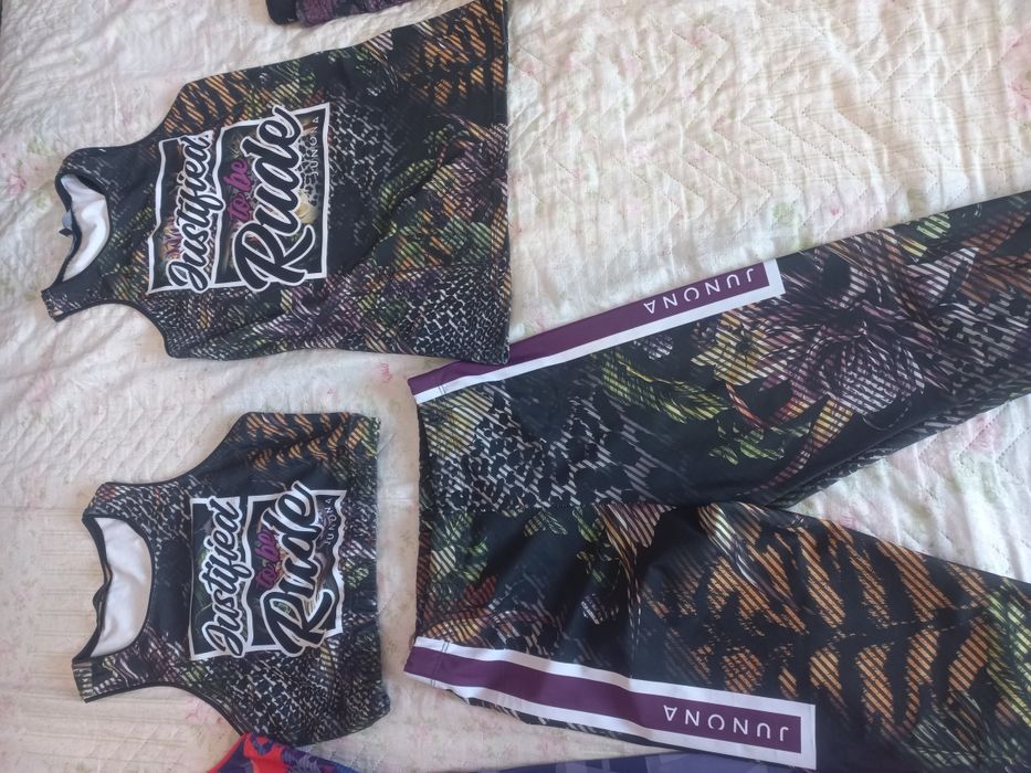 Дамски спортен сет Junona/ Оригинална тениска Adidas/ Nike