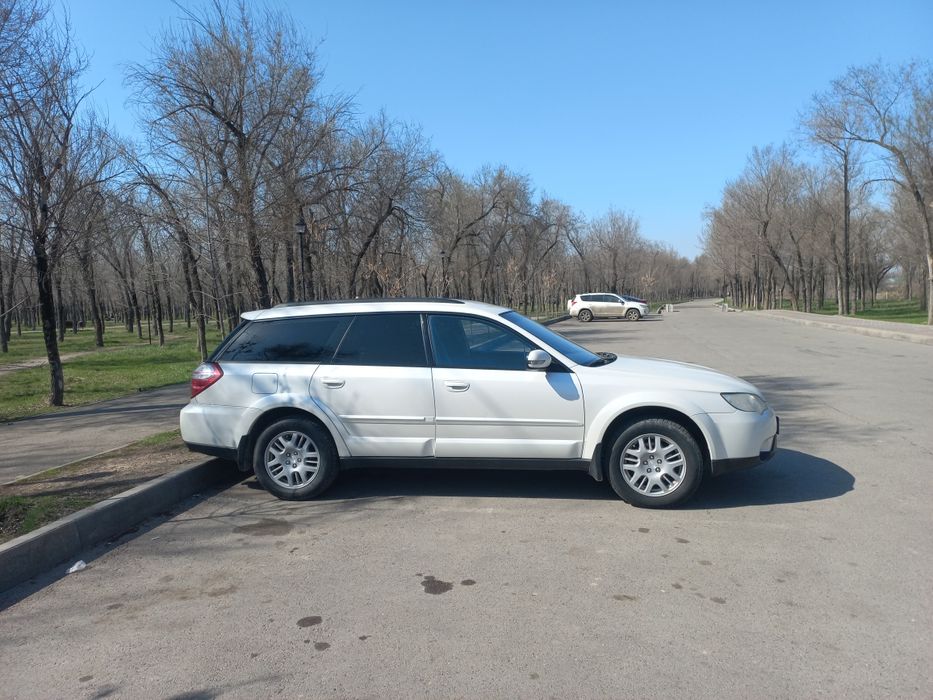 Продам субару аутбек