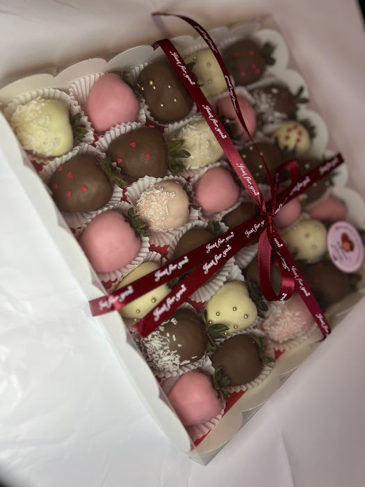 Клубника в шоколаде Алматы