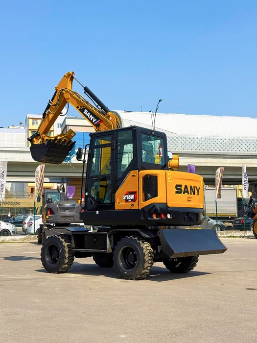 SANY SY65W колесный экскаватор в наличии