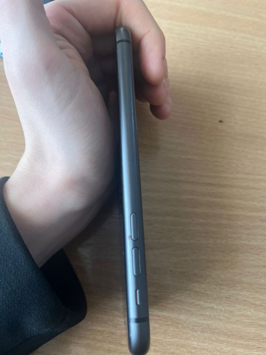 Iphone 11 74% akb 128gb