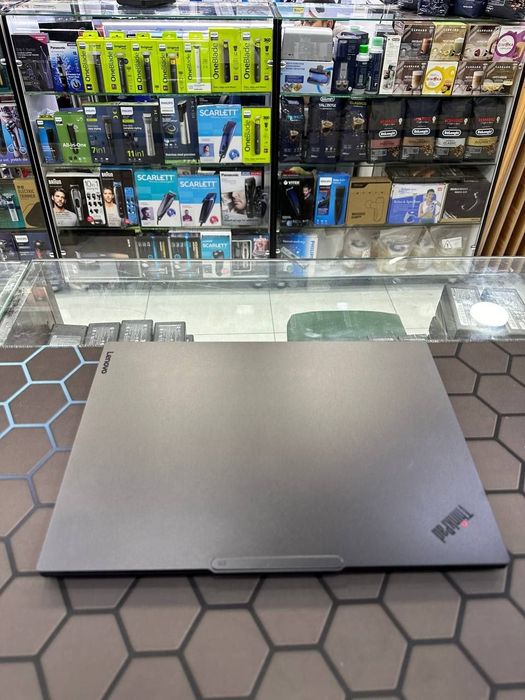 Lenovo ThinkPad E16 — Core 5, 16GB DDR5, 512GB SSD, ideal holat — 429