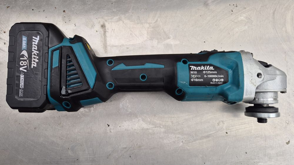 Професионални акумулаторни инструменти MAKITA