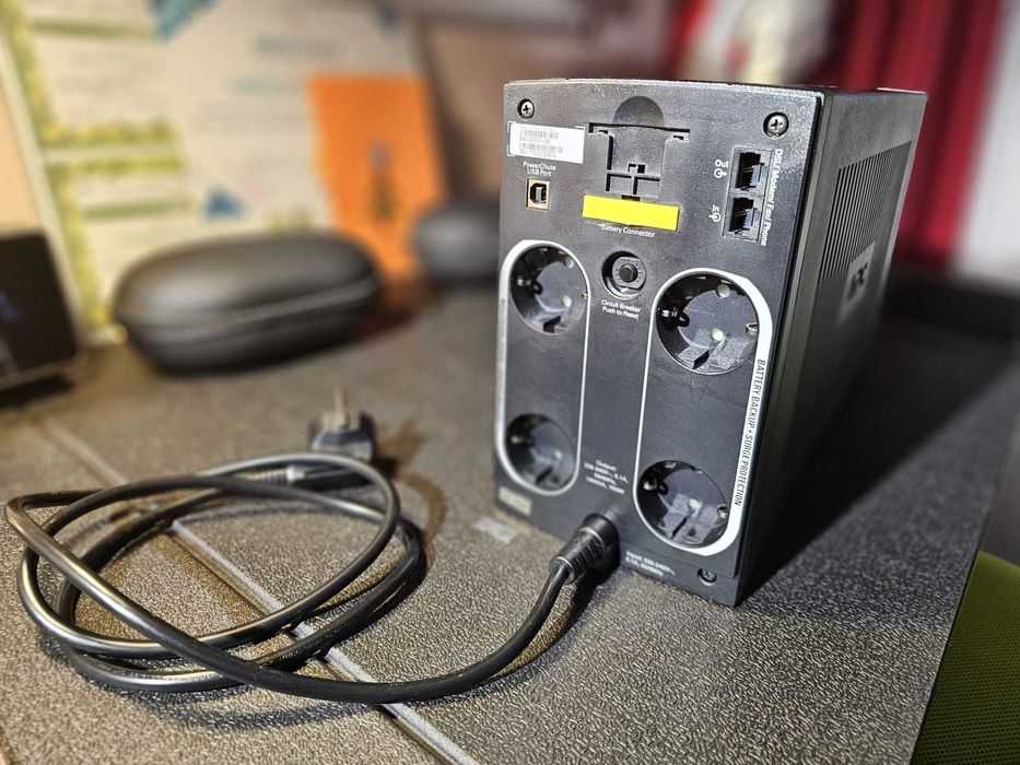 Vand UPS APC BX1400U-GR, 1400 VA, 700 W, RJ11, Line-interactive