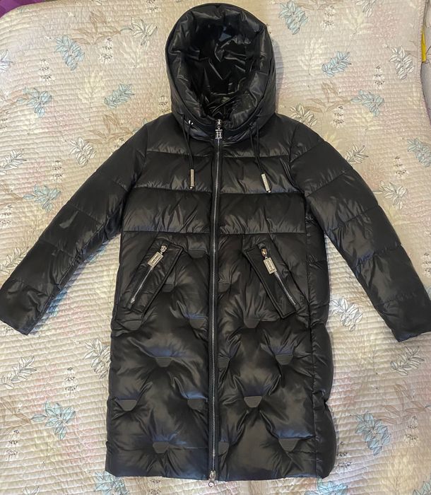 Продам зимний пуховик
