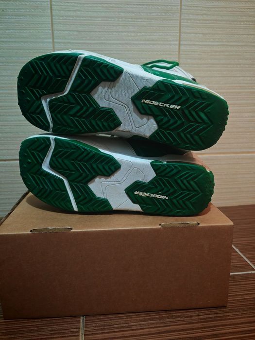 Boots snowboard 45,5 Nideker