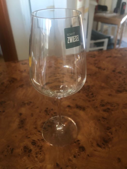 Нови чаши за вино Schott Zwiesel