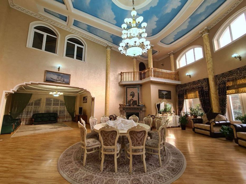 Дом Центр Луначарского 9 соток