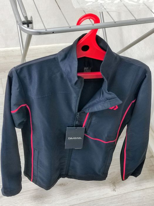 Продам куртку от компании  Daiwa .
