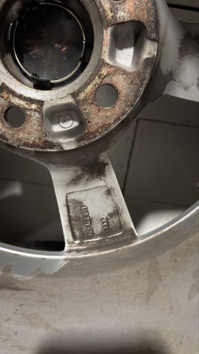 Джанти с гуми 205 55 16 Audi VW Skoda Mercedes