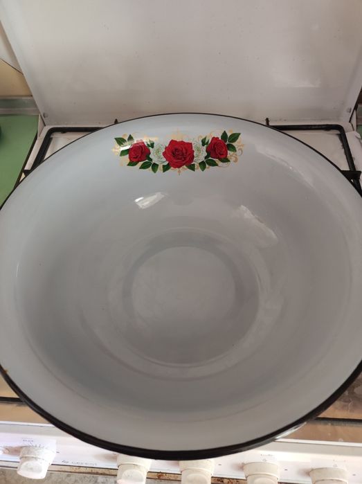 Эмалированные тазы