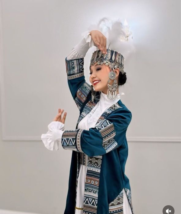 Казахский костюм/этно костюм/танцевальный костюм