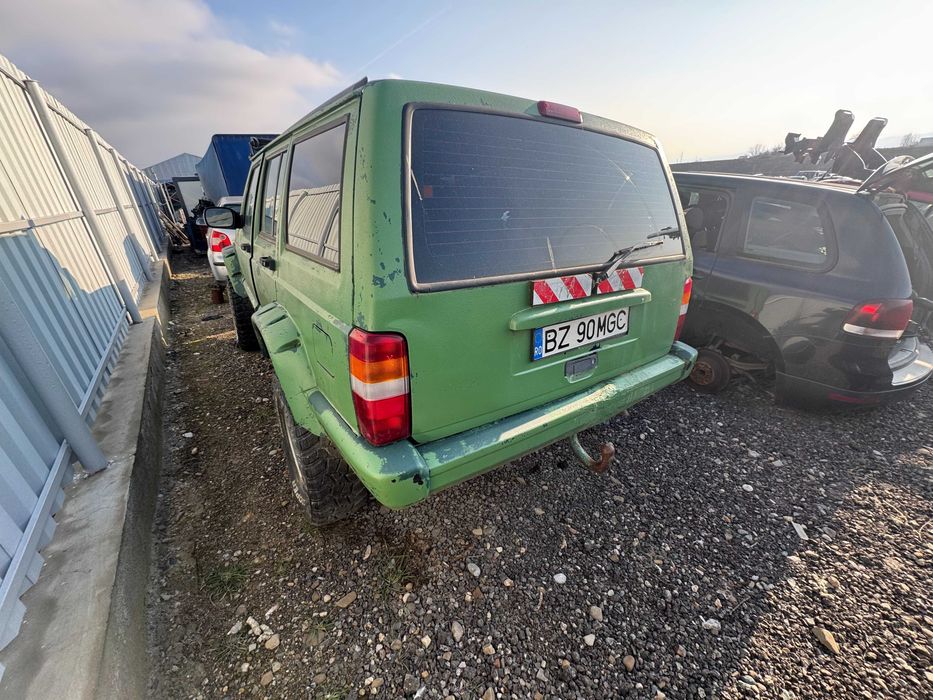 Vand Jeep Cherokee XJ 2.5 TD fiscal fara motor