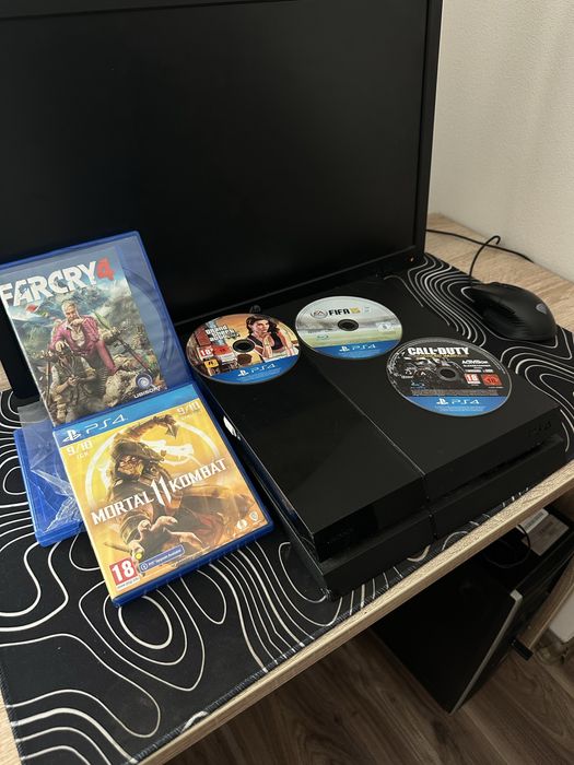 Vand ps4 in stare impecabila