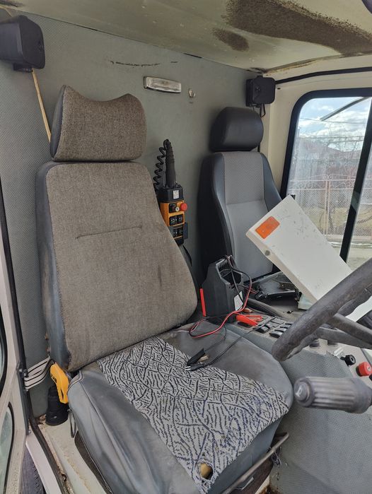 Vând maturatoare stradala Tennant A60 2008