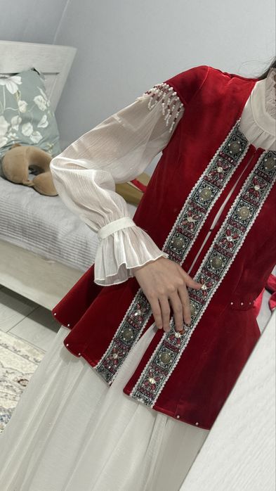 Платье на узату той