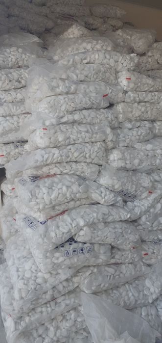 Рангли тошлар галка