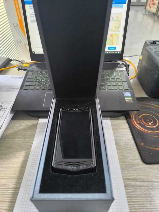 Мобильный телефон Vertu
