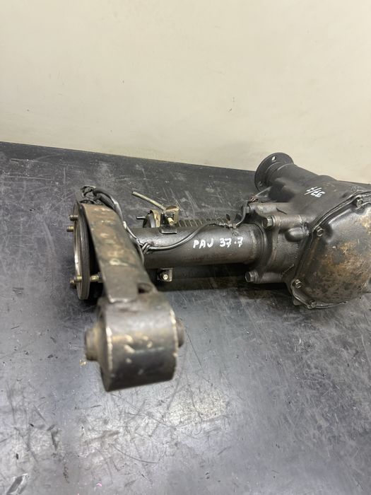 Редуктор передний на Митсубиси Паджеро