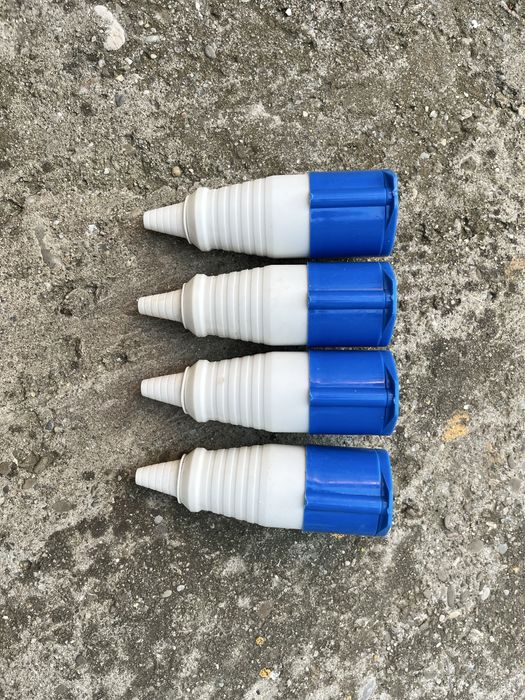 Prize și ștechere industriale CEE 16A IP44 230V – Noi, stoc vechi