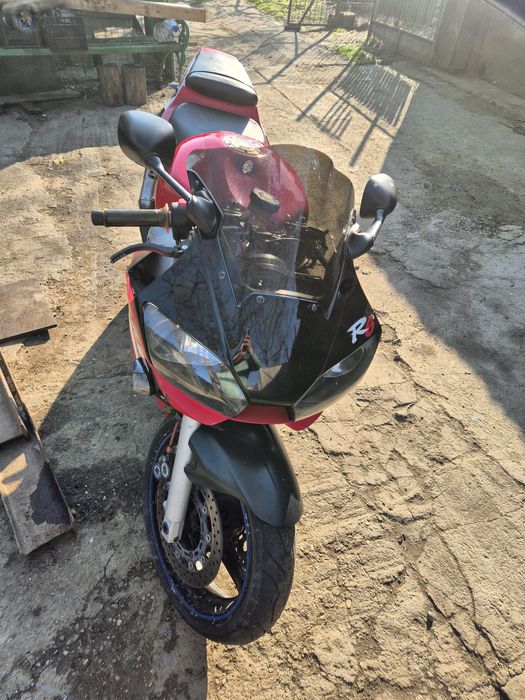 Yamaha r6 2002 piese