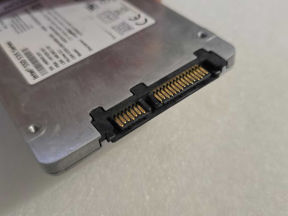 Solid State Drive (SSD) Intel 535 Series 240GB SATA III 2.5" (SSDSC2BW240H6)